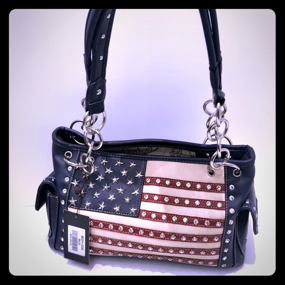 Boutique Handbags - ❌FINAL❌Leather Patriotic Handbag